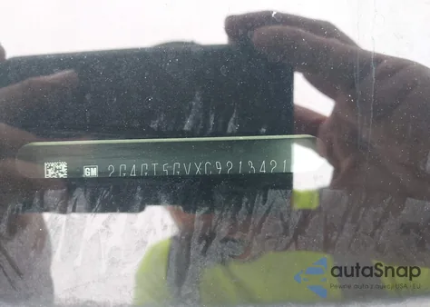 2012 Buick Regal Turbo - Premium 2 из США, поврежденный, VIN 2G4GT5GVXC9213421